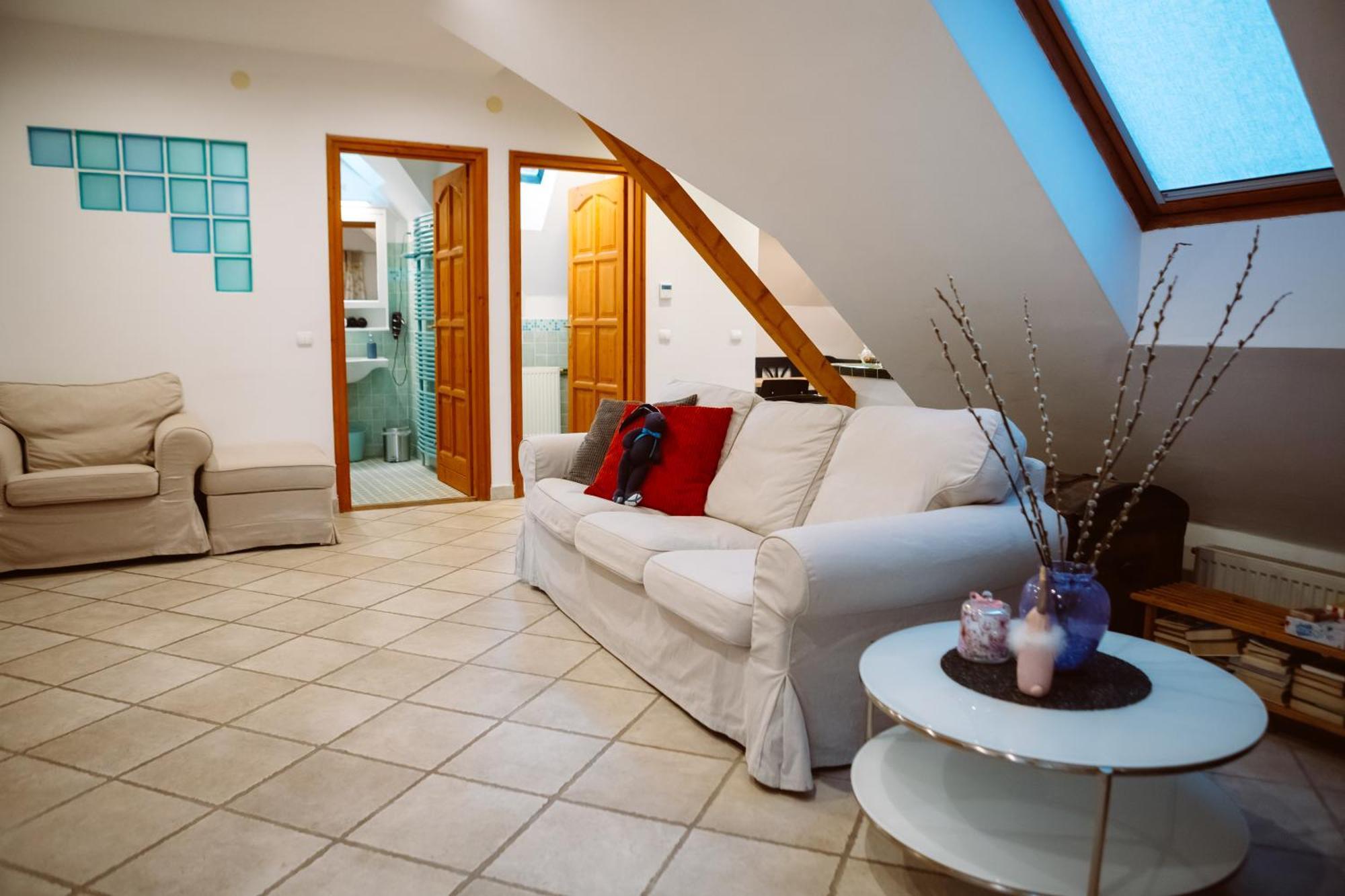 Kiralyszeke Apartman Eger Bagian luar foto