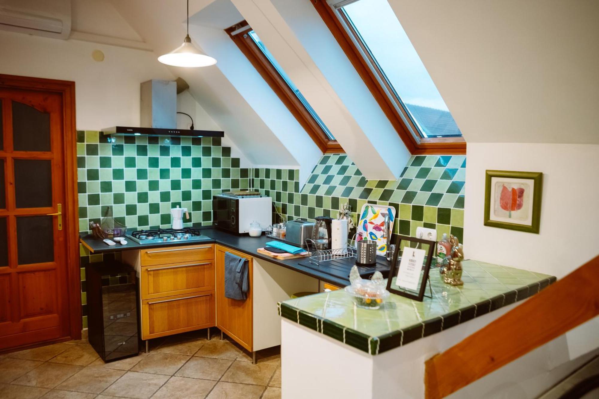 Kiralyszeke Apartman Eger Bagian luar foto